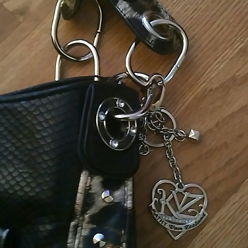 Purse - Picture 2 of 5